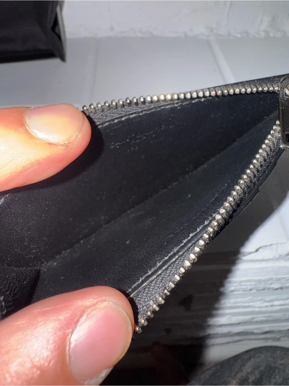 Saint Laurent Black Leather Cardholder with Zip Pocket
